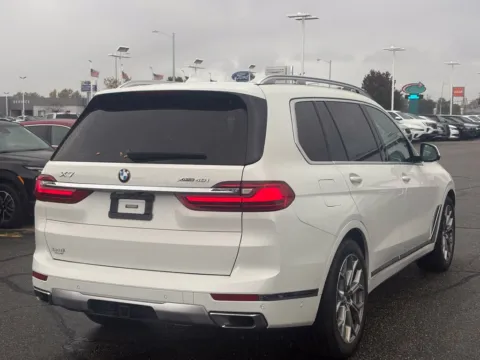 More photos of 2020 BMW X7 xDrive40i at Zeigler BMW of Kalamazoo, MI