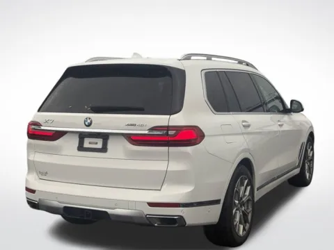 More photos of 2020 BMW X7 xDrive40i at Zeigler BMW of Kalamazoo, MI