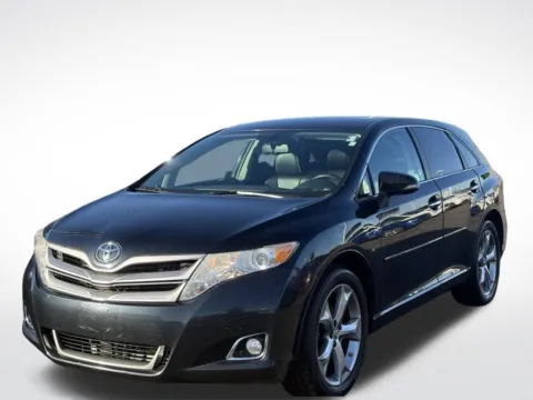 Photos of 2013 Toyota Venza XLE for sale in Kalamazoo, MI at Zeigler BMW of Kalamazoo