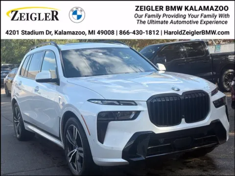 White 2023 BMW X7 xDrive40i for sale in Kalamazoo, MI