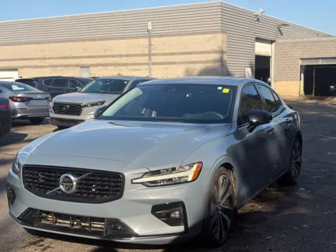 Photos of 2022 Volvo S60 B5 Momentum for sale in Kalamazoo, MI at Zeigler BMW of Kalamazoo