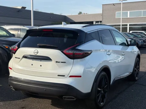 More photos of 2024 Nissan Murano SV at Zeigler BMW of Kalamazoo, MI