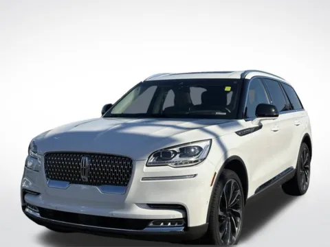 Photos of 2023 Lincoln Aviator Reserve for sale in Kalamazoo, MI at Zeigler BMW of Kalamazoo