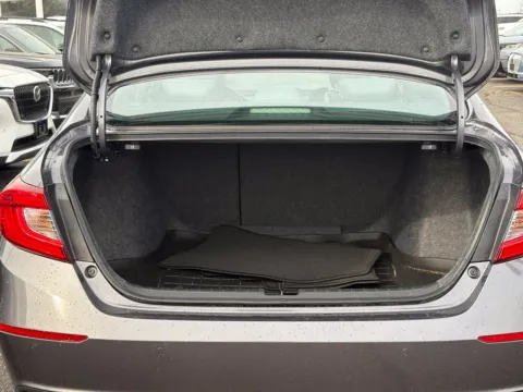 More photos of 2020 Honda Accord Hybrid Touring at Zeigler BMW of Kalamazoo, MI