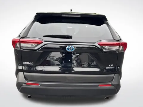 More photos of 2019 Toyota RAV4 Hybrid LE at Zeigler BMW of Kalamazoo, MI