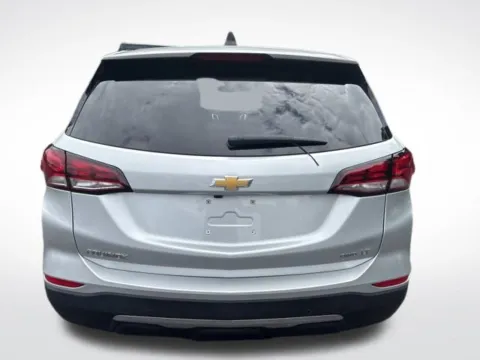 More photos of 2022 Chevrolet Equinox LT at Zeigler BMW of Kalamazoo, MI