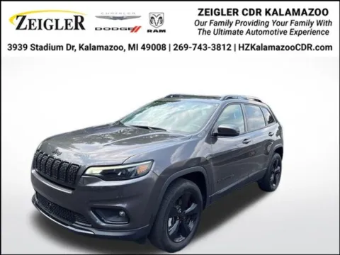 Gray 2021 Jeep Cherokee Altitude for sale in Kalamazoo, MI