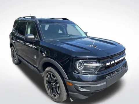 Another view of 2021 Ford Bronco Sport Outer Banks for sale in Kalamazoo, MI at Zeigler BMW of Kalamazoo