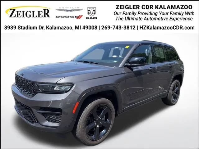 Gray 2022 Jeep Grand Cherokee Altitude for sale in Kalamazoo, MI