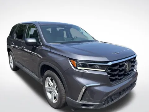 Another view of 2023 Honda Pilot LX for sale in Kalamazoo, MI at Zeigler BMW of Kalamazoo