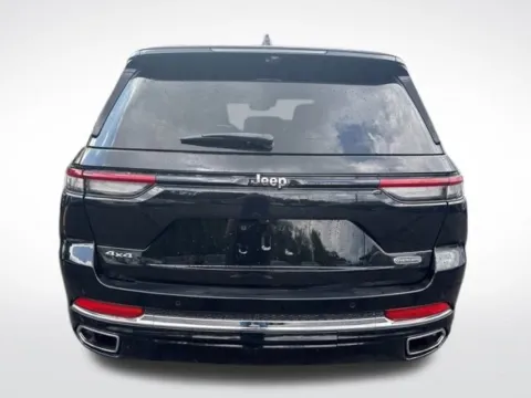More photos of 2022 Jeep Grand Cherokee Overland at Zeigler BMW of Kalamazoo, MI