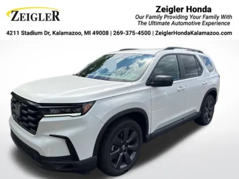 White 2025 Honda Pilot Sport for sale in Kalamazoo, MI