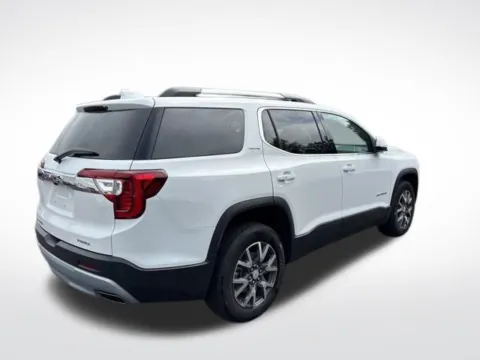 More photos of 2023 GMC Acadia SLE at Zeigler BMW of Kalamazoo, MI