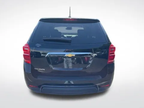 More photos of 2017 Chevrolet Equinox LS at Zeigler BMW of Kalamazoo, MI