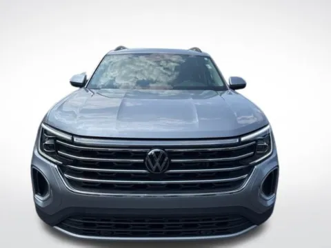 Photos of 2024 Volkswagen Atlas 2.0T SE w/Technology for sale in Kalamazoo, MI at Zeigler BMW of Kalamazoo