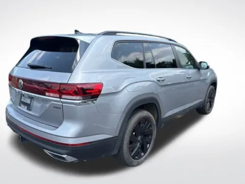 More photos of 2024 Volkswagen Atlas 2.0T SE w/Technology at Zeigler BMW of Kalamazoo, MI