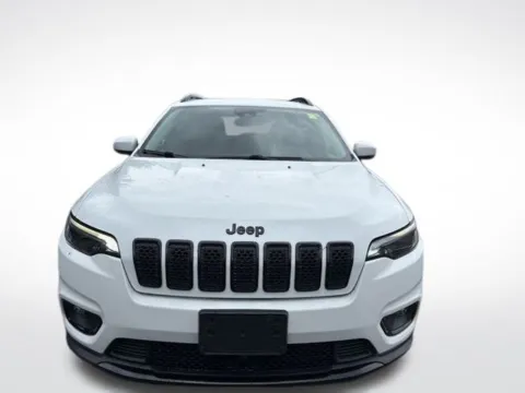 Photos of 2021 Jeep Cherokee Altitude for sale in Kalamazoo, MI at Zeigler BMW of Kalamazoo