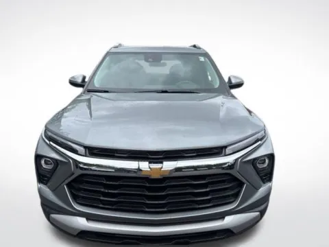 Photos of 2024 Chevrolet TrailBlazer LT for sale in Kalamazoo, MI at Zeigler BMW of Kalamazoo