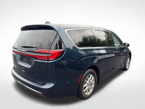 More photos of 2024 Chrysler Pacifica Touring L at Zeigler BMW of Kalamazoo, MI