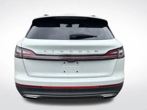 More photos of 2022 Lincoln Nautilus Reserve at Zeigler BMW of Kalamazoo, MI