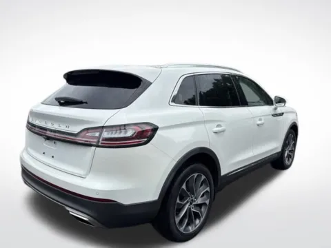 More photos of 2022 Lincoln Nautilus Reserve at Zeigler BMW of Kalamazoo, MI