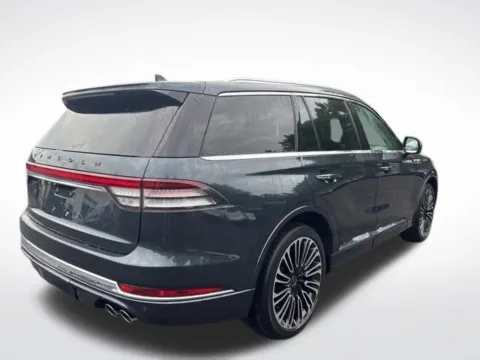 More photos of 2023 Lincoln Aviator Black Label at Zeigler BMW of Kalamazoo, MI