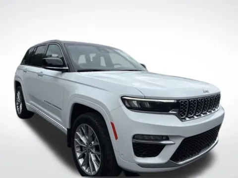 Another view of 2024 Jeep Grand Cherokee Summit for sale in Kalamazoo, MI at Zeigler BMW of Kalamazoo