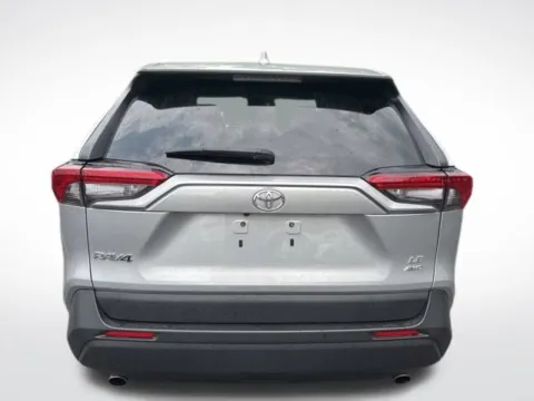 More photos of 2021 Toyota RAV4 Hybrid XLE at Zeigler BMW of Kalamazoo, MI