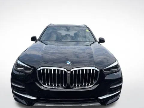 Photos of 2023 BMW X5 xDrive40i for sale in Kalamazoo, MI at Zeigler BMW of Kalamazoo
