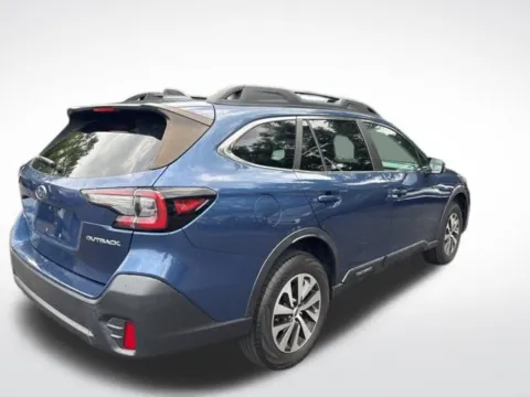 More photos of 2022 Subaru Outback Premium at Zeigler BMW of Kalamazoo, MI
