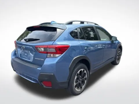 More photos of 2023 Subaru Crosstrek Premium at Zeigler BMW of Kalamazoo, MI