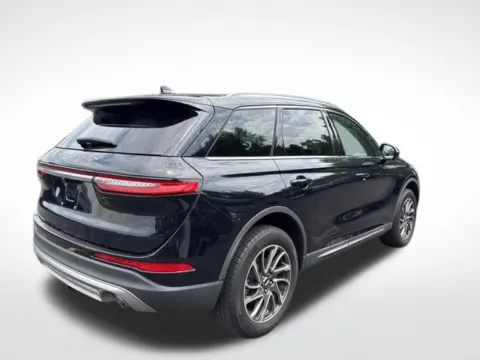More photos of 2022 Lincoln Corsair Standard at Zeigler BMW of Kalamazoo, MI