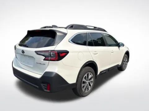 More photos of 2022 Subaru Outback Premium at Zeigler BMW of Kalamazoo, MI