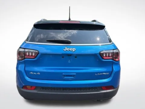 More photos of 2022 Jeep Compass Limited at Zeigler BMW of Kalamazoo, MI