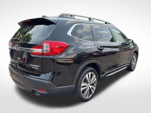 More photos of 2022 Subaru Ascent Limited at Zeigler BMW of Kalamazoo, MI