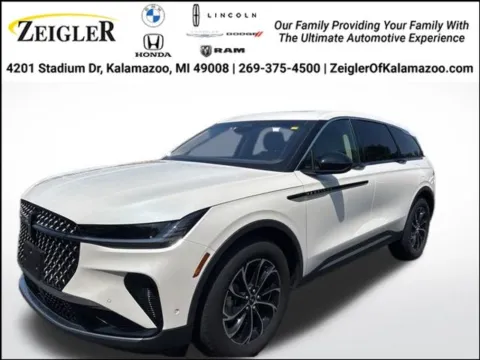 White 2024 Lincoln Nautilus Premiere for sale in Kalamazoo, MI