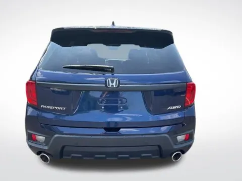 More photos of 2022 Honda Passport EX-L at Zeigler BMW of Kalamazoo, MI