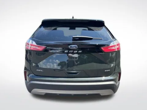 More photos of 2022 Ford Edge SEL at Zeigler BMW of Kalamazoo, MI