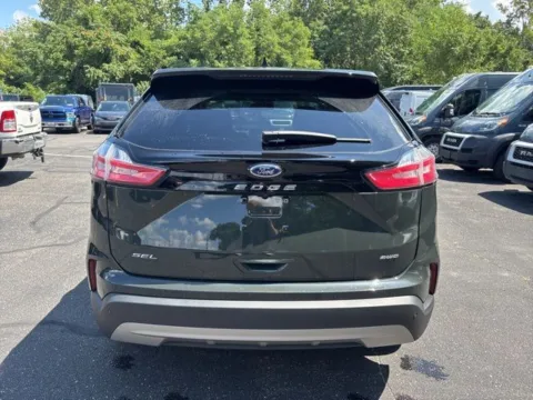More photos of 2022 Ford Edge SEL at Zeigler BMW of Kalamazoo, MI