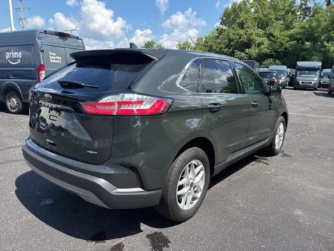 More photos of 2022 Ford Edge SEL at Zeigler BMW of Kalamazoo, MI