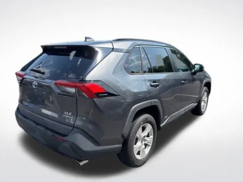 More photos of 2021 Toyota RAV4 Hybrid XLE at Zeigler BMW of Kalamazoo, MI