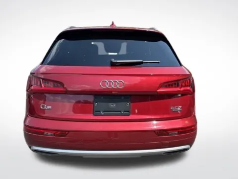More photos of 2018 Audi Q5 2.0T at Zeigler BMW of Kalamazoo, MI