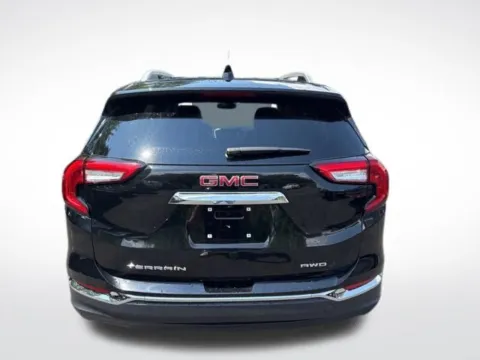 More photos of 2024 GMC Terrain SLT at Zeigler BMW of Kalamazoo, MI
