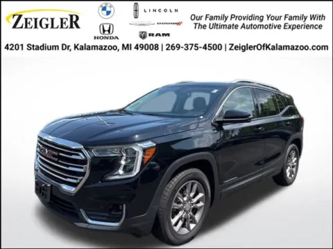 Black 2024 GMC Terrain SLT for sale in Kalamazoo, MI