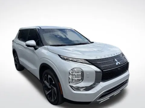 Another view of 2022 Mitsubishi Outlander for sale in Kalamazoo, MI at Zeigler BMW of Kalamazoo