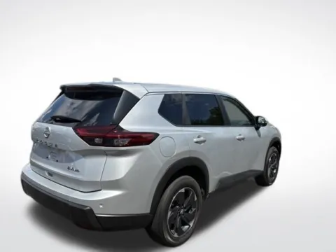 More photos of 2024 Nissan Rogue SV at Zeigler BMW of Kalamazoo, MI