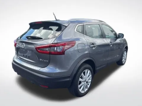 More photos of 2022 Nissan Rogue Sport SV at Zeigler BMW of Kalamazoo, MI