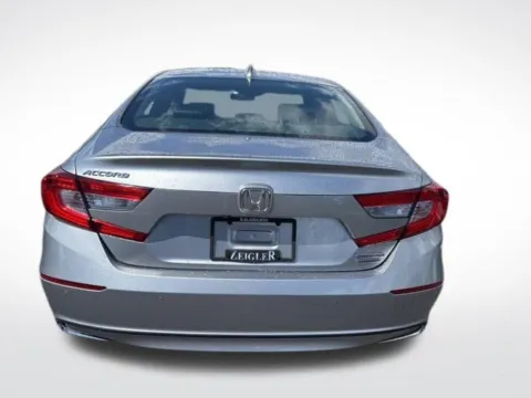 More photos of 2018 Honda Accord Hybrid Touring at Zeigler BMW of Kalamazoo, MI