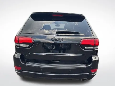 More photos of 2022 Jeep Grand Cherokee WK Laredo X at Zeigler BMW of Kalamazoo, MI