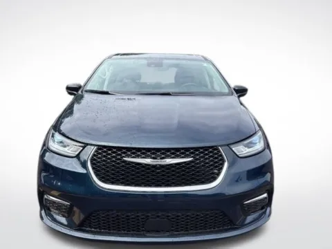Photos of 2024 Chrysler Pacifica Touring L for sale in Kalamazoo, MI at Zeigler BMW of Kalamazoo
